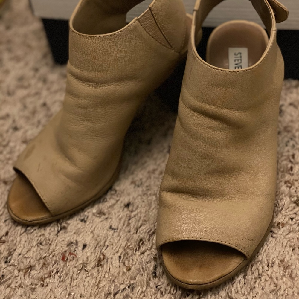 Steve Madden Block Peep Toe Heels
